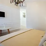 Twins House