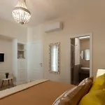 Bed & Breakfast Twins House 4*