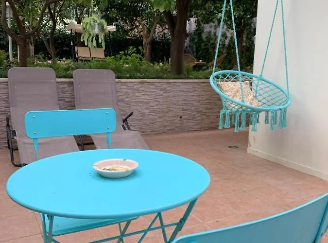 Bed & Breakfast Twins House 4*