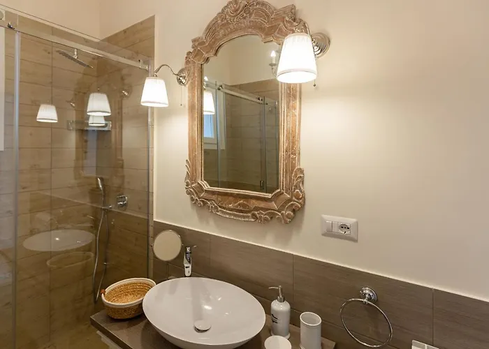 Twins House Bed & Breakfast 4*