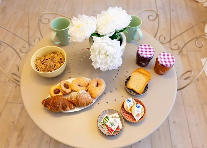 Bed and Breakfast Twins House 4*