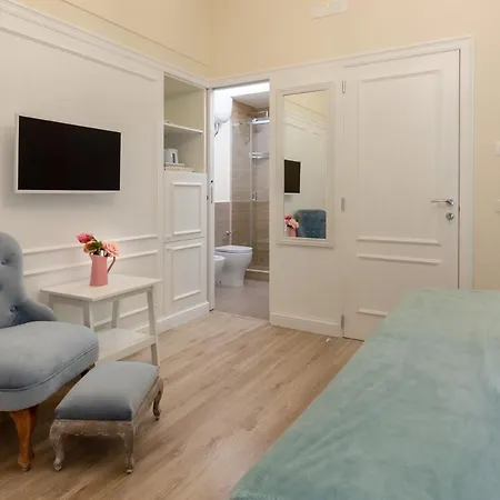 Twins House Bed and breakfast