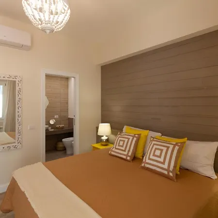 Couette-café Twins House 4*